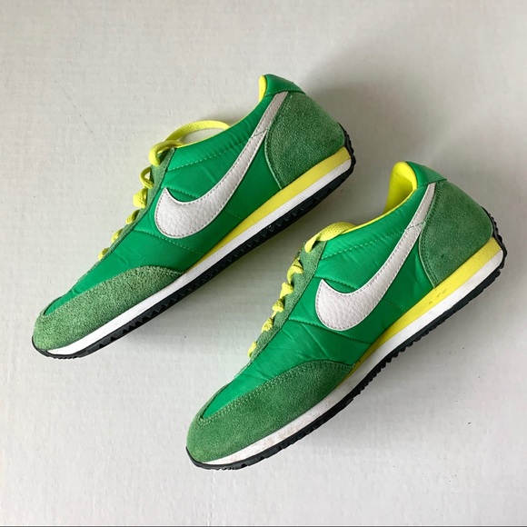 Nike Shoes - Nike Oceania Green Yellow Walking Shoe